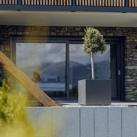 Platzhirsch * 오프터슈방