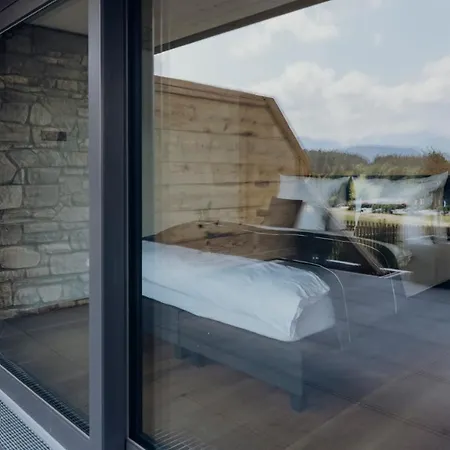 Platzhirsch 오프터슈방