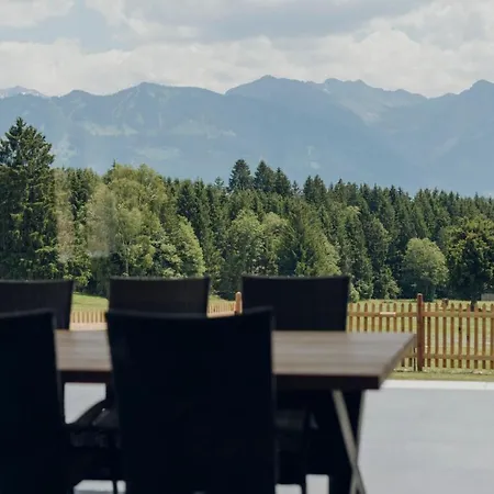 Platzhirsch 호텔 *