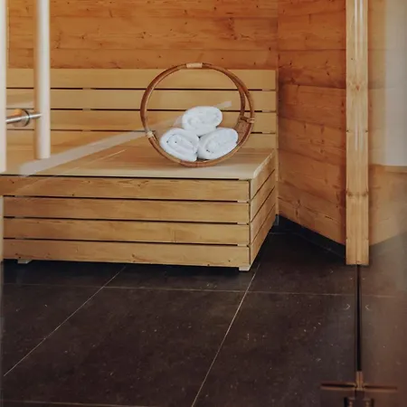 Platzhirsch 호텔 *