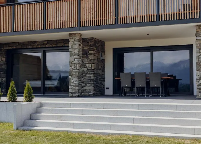 Platzhirsch Otel *
