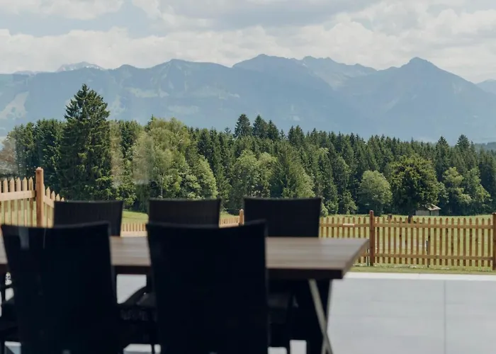 Platzhirsch Otel *